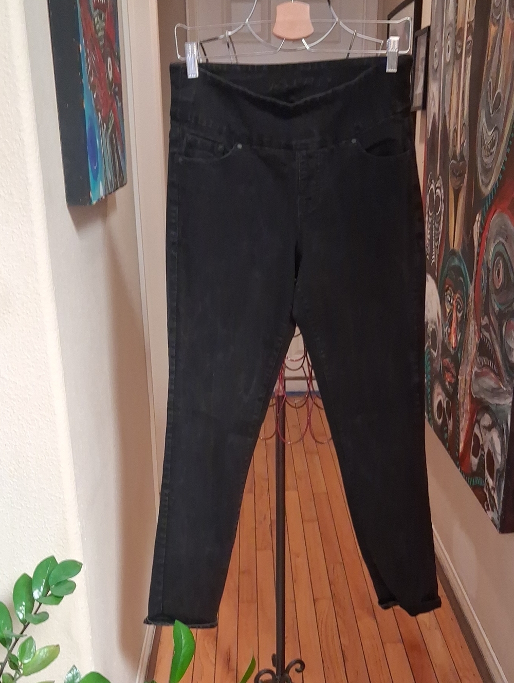 Women's Black High-Rise Stretch Jeans